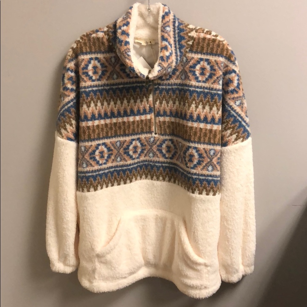 Pullover large and medium available
